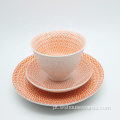Louça de jantar define a porcelana fina do projeto da cor dos utensílios de mesa